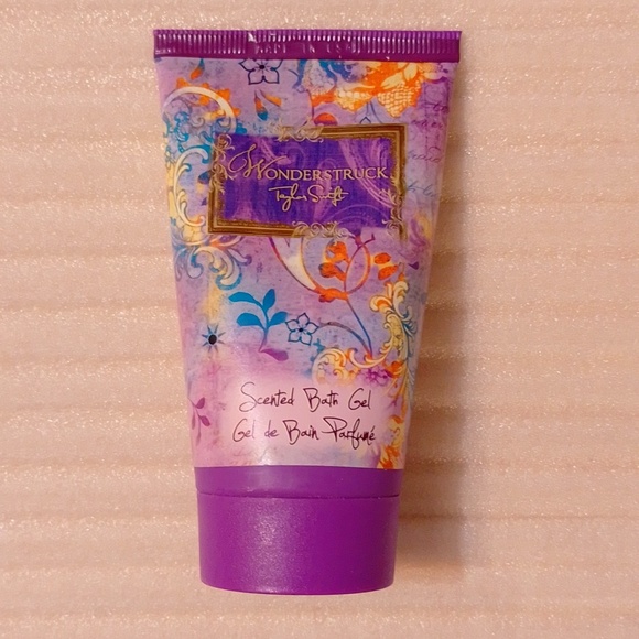 🆕 Taylor Swift Wonderstruck Gift Set Charm Bracelet Lotion Bath Gel - Picture 10 of 16